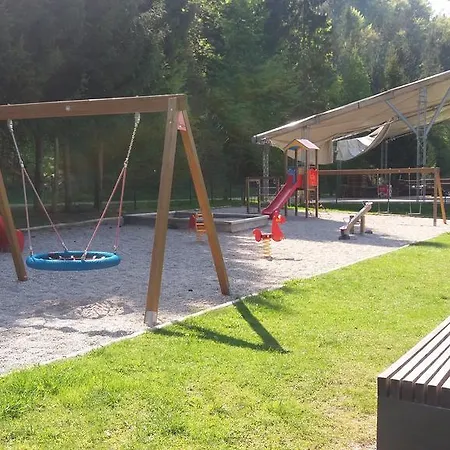 Semesterbostad Apartma Gracner *