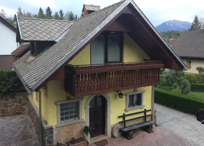 別荘 Apartma Gracner *